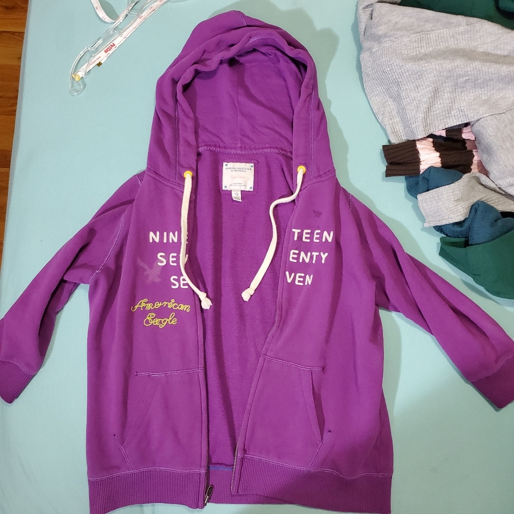 American Eagle 3/4 sleeve zipper hoodie